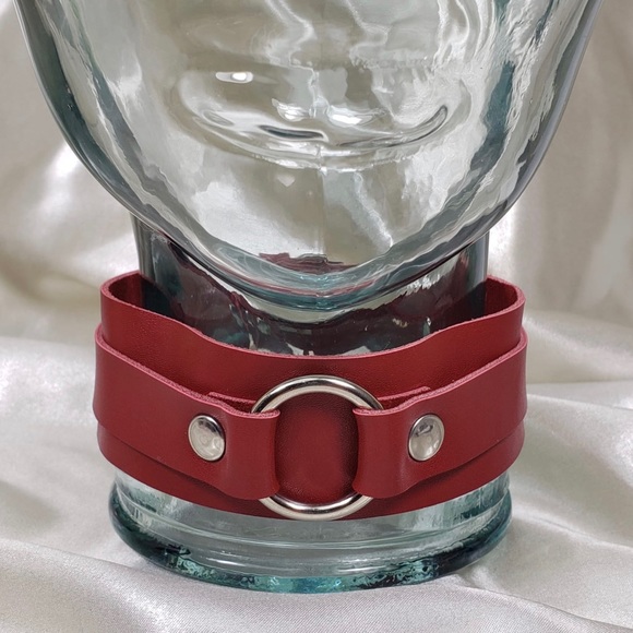 Layer Leather Caged Frame O Burgundy Choker - Picture 6 of 8